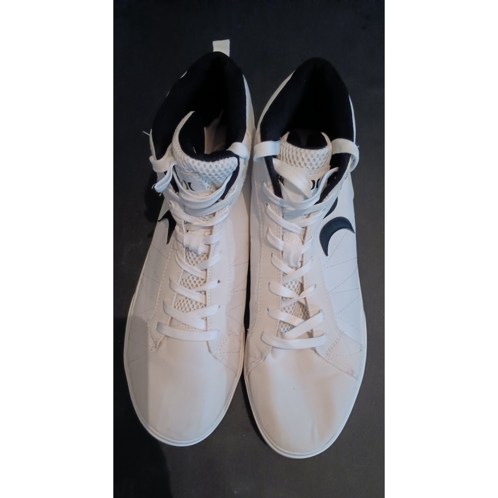 White and Black Hurley high tops - Picture 4 of 4